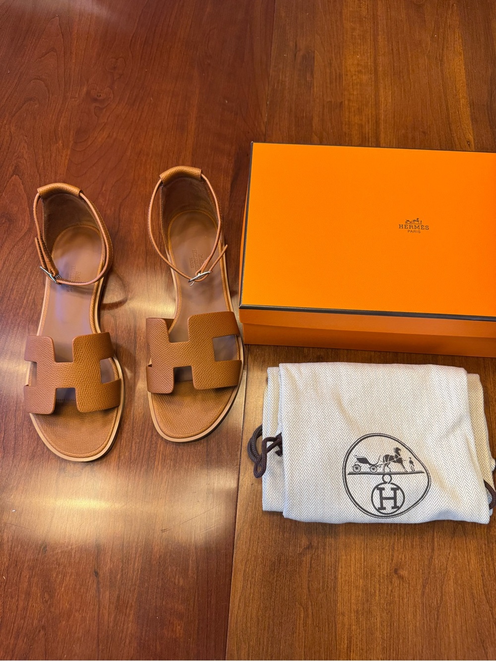 HERMES Santorini Sandal